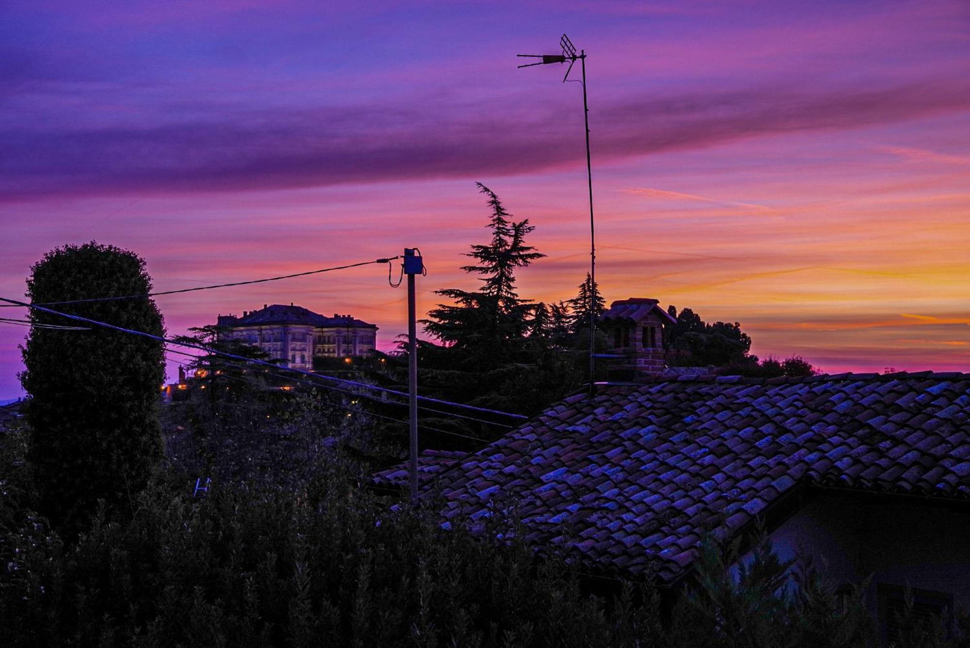 Vista Langhe - Cerratohouses Guarene Extérieur photo