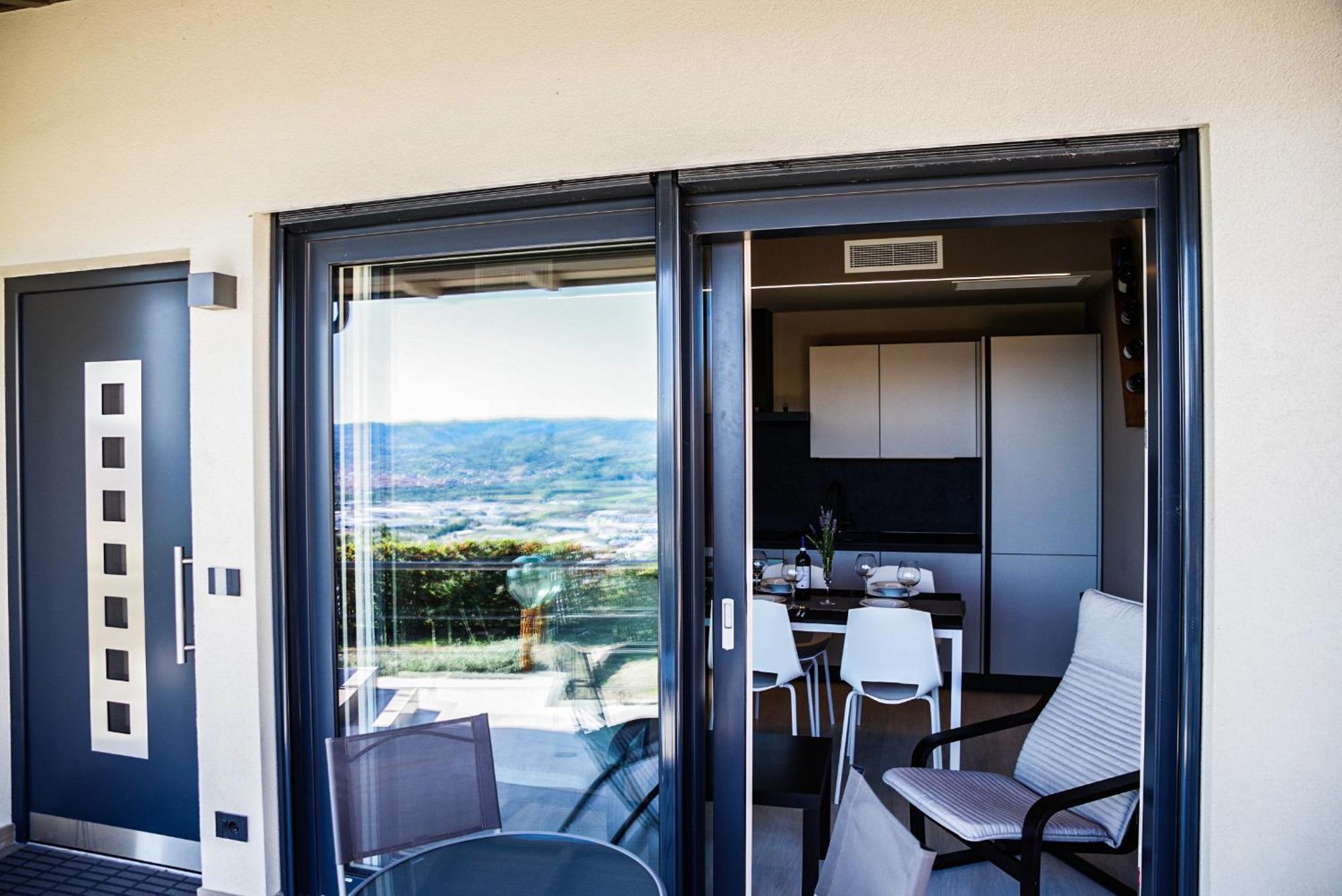 Vista Langhe - Cerratohouses Guarene Extérieur photo